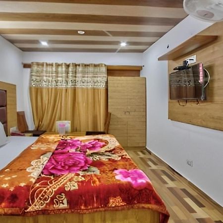 Hotel Shingar Manāli Exterior foto